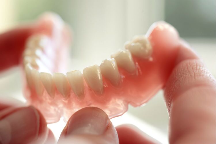 Full Removable Cosmetic Dentures at Brooklyn Blvd Dental, Brooklyn Center, MN